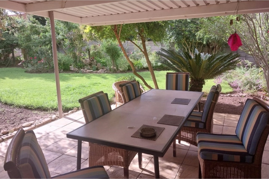 5 Bedroom Property for Sale in Porterville Western Cape